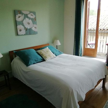 Aux Douces Nuits De Rivel Bed & Breakfast Luaran gambar